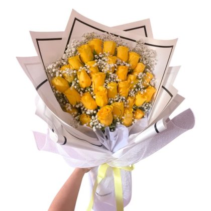 Classy Yellow Roses Bouquet